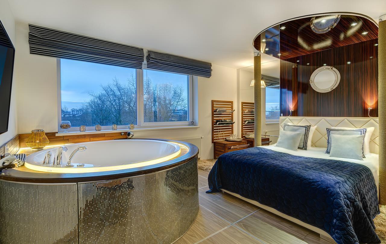June Street Spa Apartments Wilno Zewnętrze zdjęcie